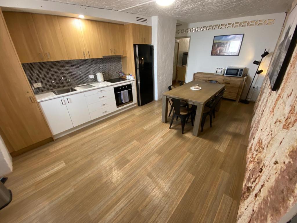 894 Holly Court Leilighet Coober Pedy Eksteriør bilde